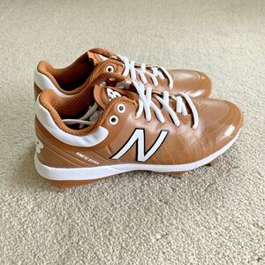 New Balance 4040 Sz 5 Low Metal Baseball Cleats - Saddle Brown White NWOB‎